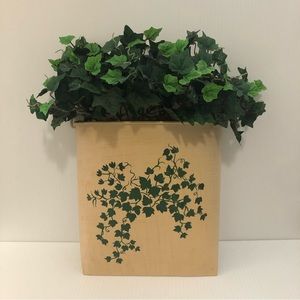 Metal Wall Bucket with Green Ivy Design and Ivy Arrangement Home Decor